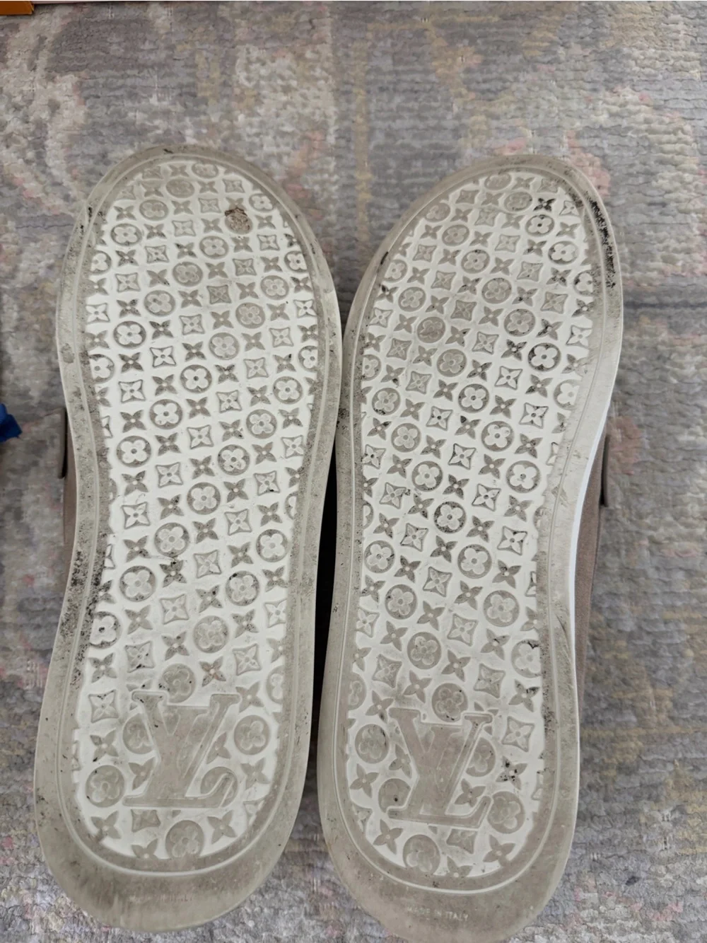 Louis Vuitton louis vuitton